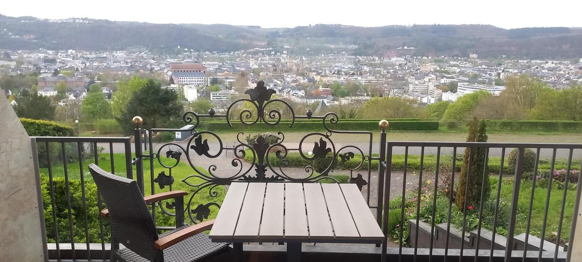 Ferienwohnungen Petrisberg Tréveris Exterior foto